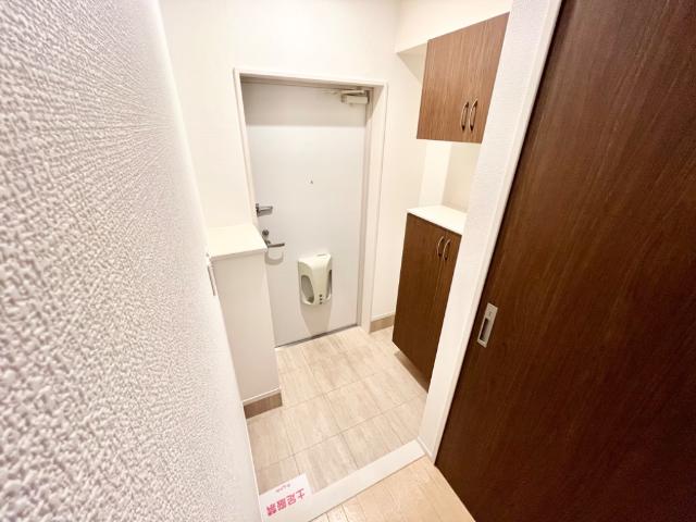 プランドール横濱 玄関