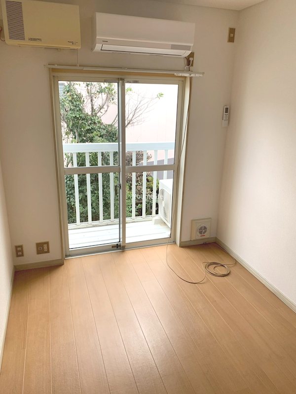 プラーズ城南B ベッドルーム