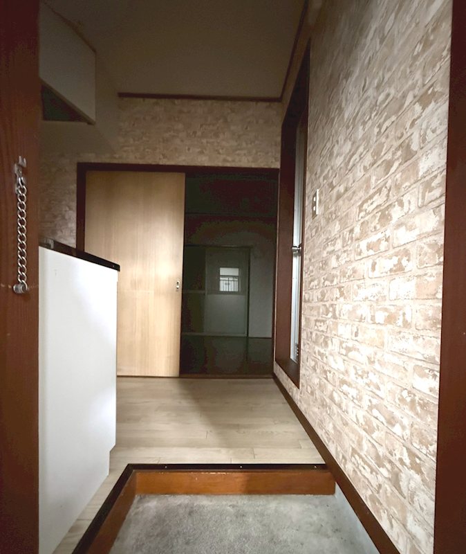 第2湘南ハイツ 玄関