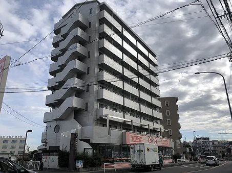 リアライズ伊勢原 302号室 外観