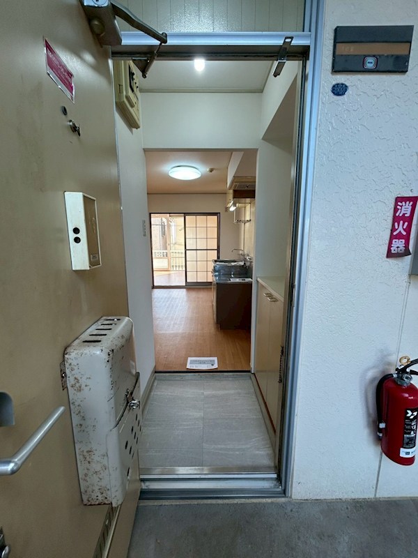 プレジュールＫＡＥⅡ 玄関