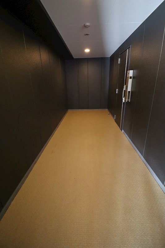 リストレジデンス辻堂タワー 玄関