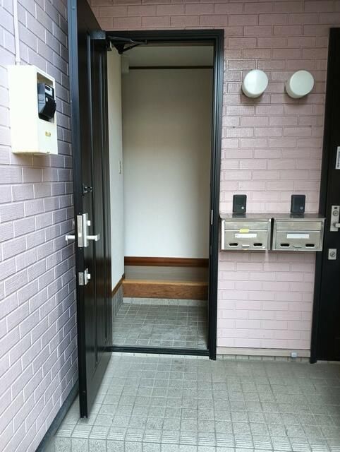 ハウスＫ 玄関