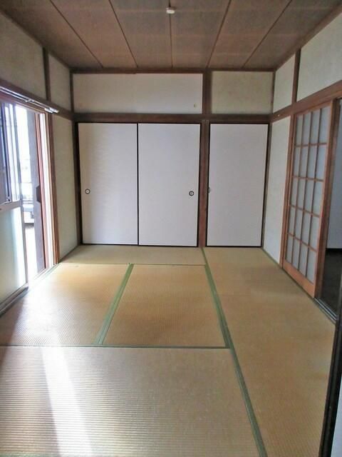 平塚市上平塚貸戸建 リビング