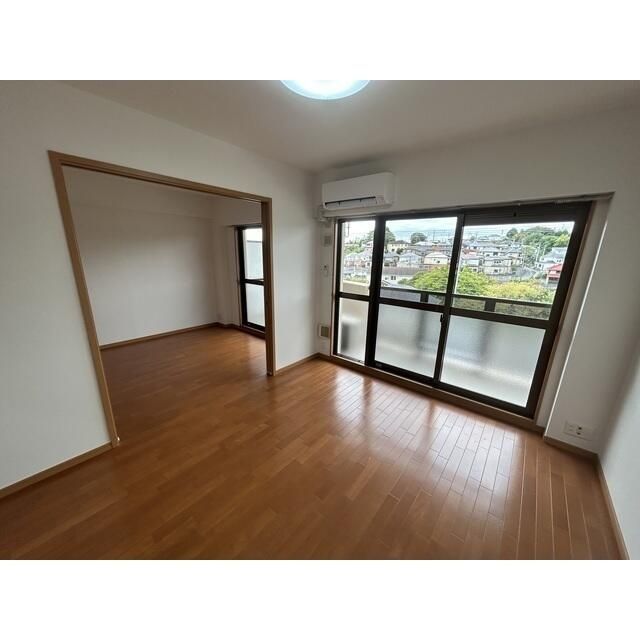 リュミエール・ガーデン リビング