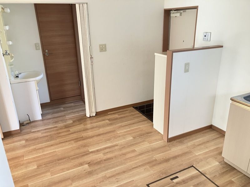 高橋コーポ 玄関