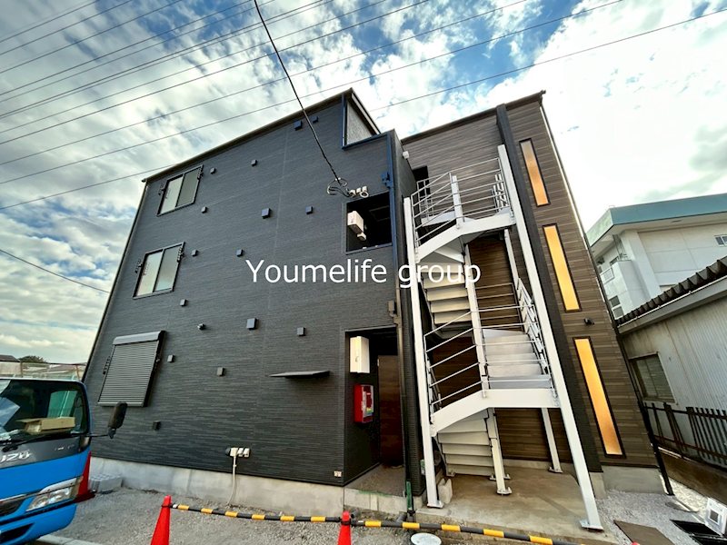 アザーレ・パッシオ本厚木A 201号室 外観