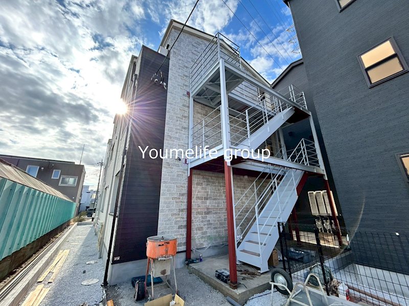 アザーレ・パッシオ本厚木B 301号室 外観