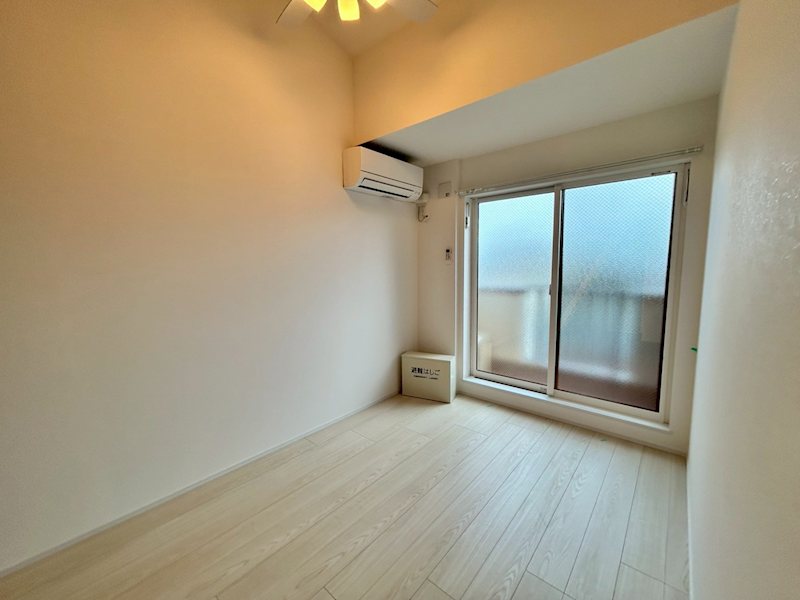 アザーレ・パッシオ本厚木B リビング