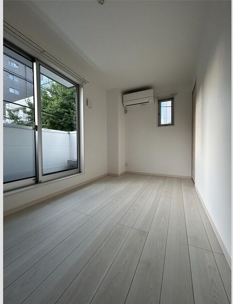 ＦＩＯＲＥ戸塚　壱番館 リビング