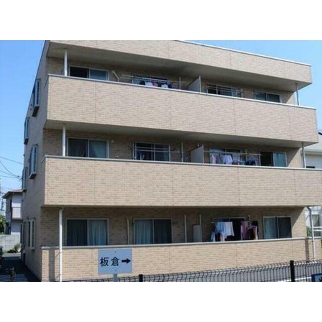アンプルール フェール Racine 102号室 外観