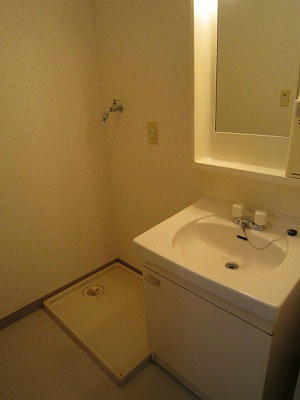 ※写真は反転の別部屋です プラーズ榎木町 その他1