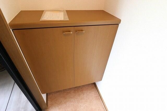 メゾン麗山Ｂ 玄関