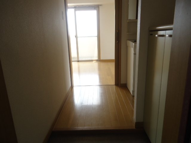 宮下ビル 玄関