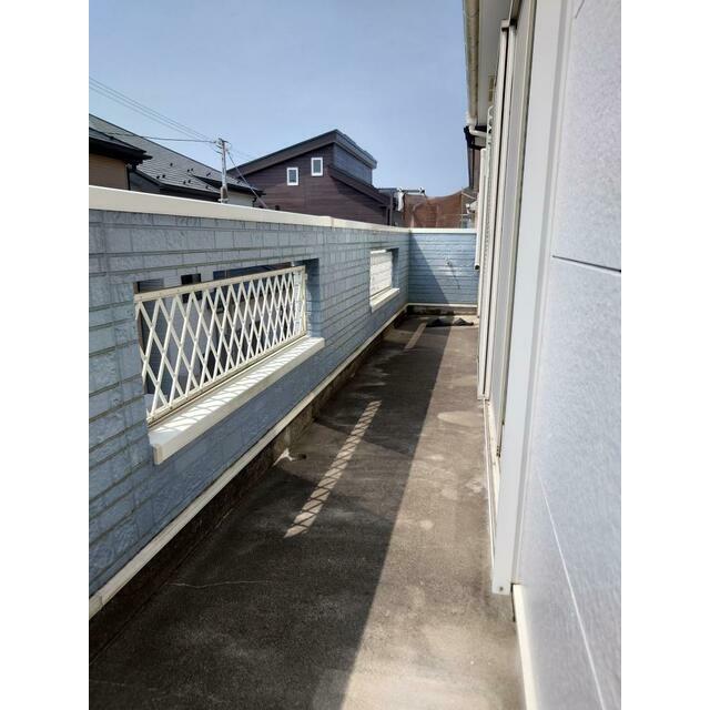 中原３丁目戸建貸家 ベランダ