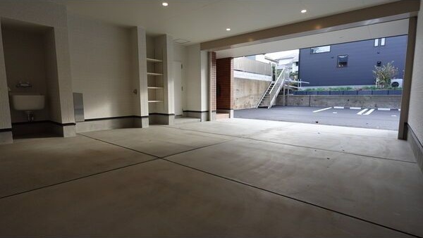 パインズガレージ その他1