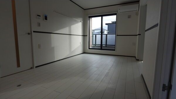 パインズガレージ リビング