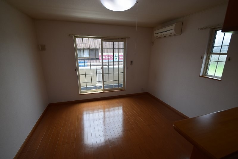 ヴィレッジハウスⅤ リビング