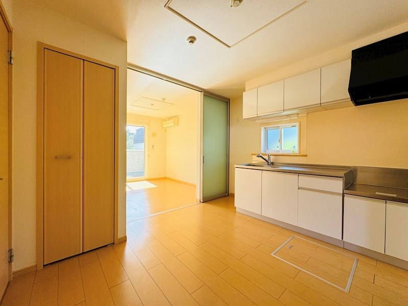 ガーデンハウスＭ リビング