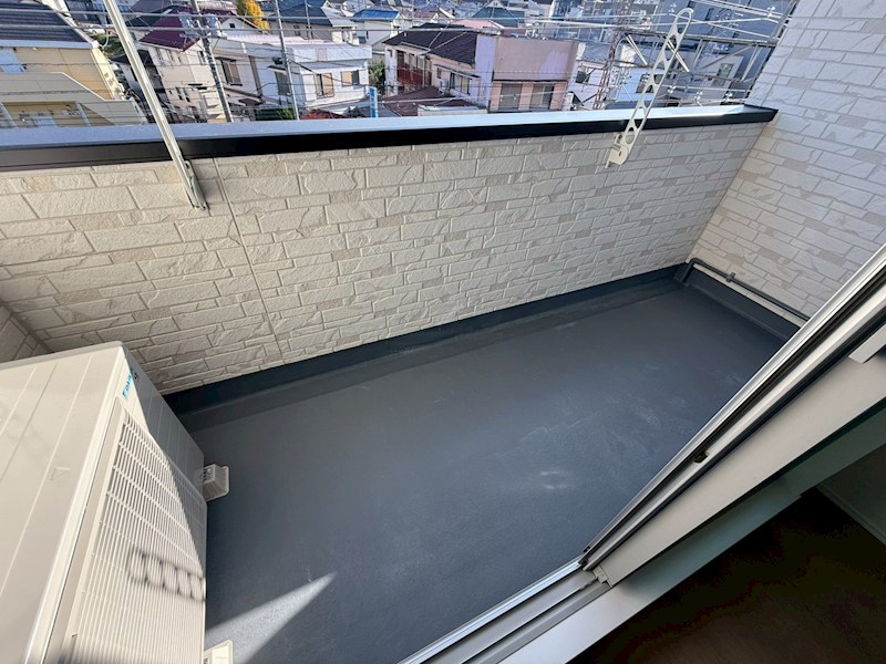 Ｙｏｕｔｈ　Ｖｉｌｌａｇｅ北矢名 ベランダ