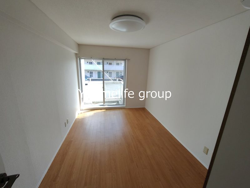 マイメゾン愛甲石田 リビング