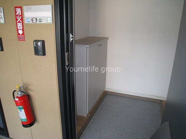 レグルス・オザワA 玄関