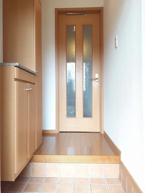 プロムナード岡部Ⅱ 玄関