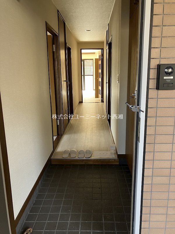 モンメール大磯 玄関