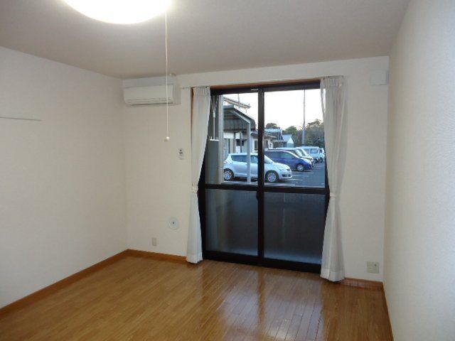 カロータ ベッドルーム