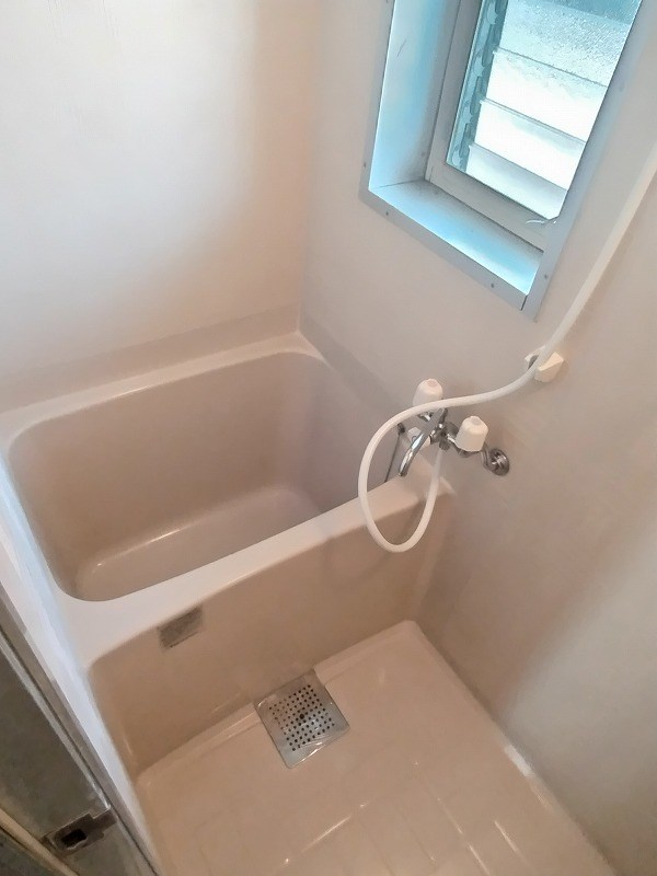 サニーサイド大磯B 風呂画像