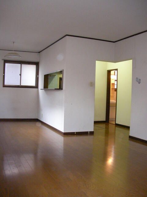 緑園都市戸建 リビング
