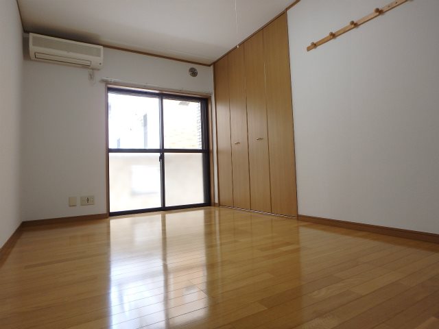 リヴィエール湘南Ⅰ ベッドルーム