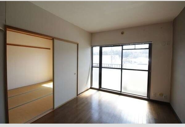 エクレールK久野 リビング