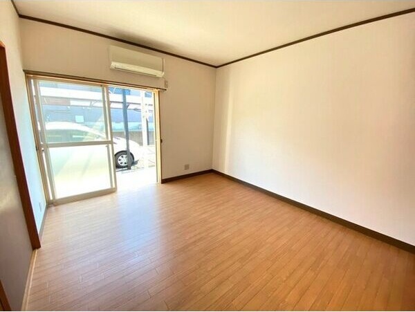 グランデール湘南 リビング