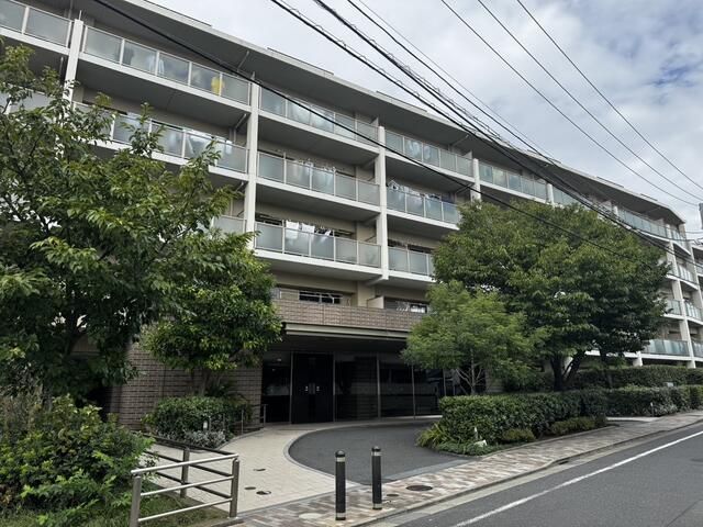 オーシャンステイツ湘南平塚グランフィールド 324号室 外観