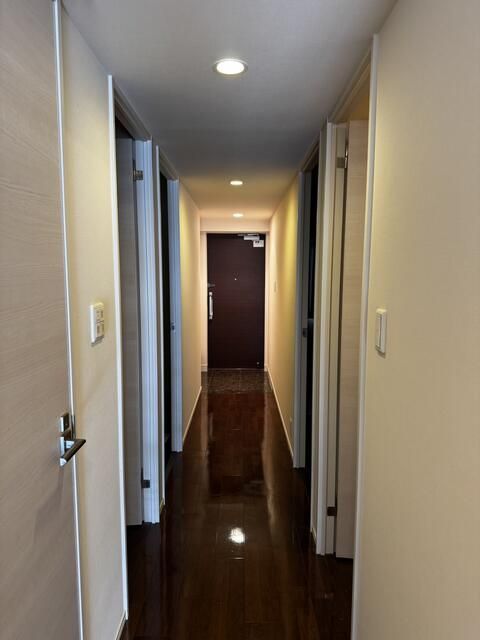 オーシャンステイツ湘南平塚グランフィールド 玄関