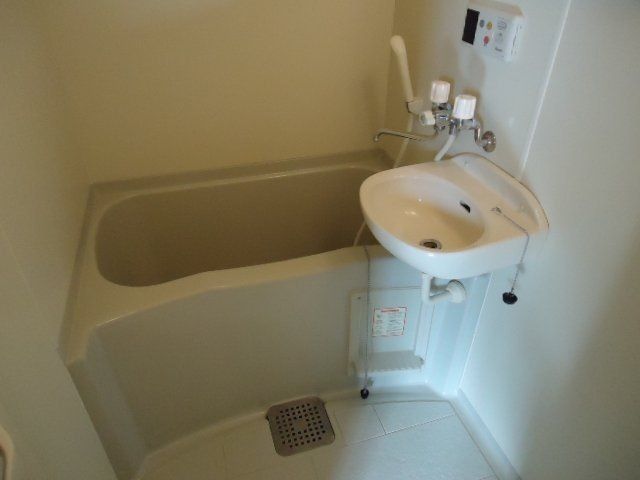 バス サンフラワー湘南 風呂画像
