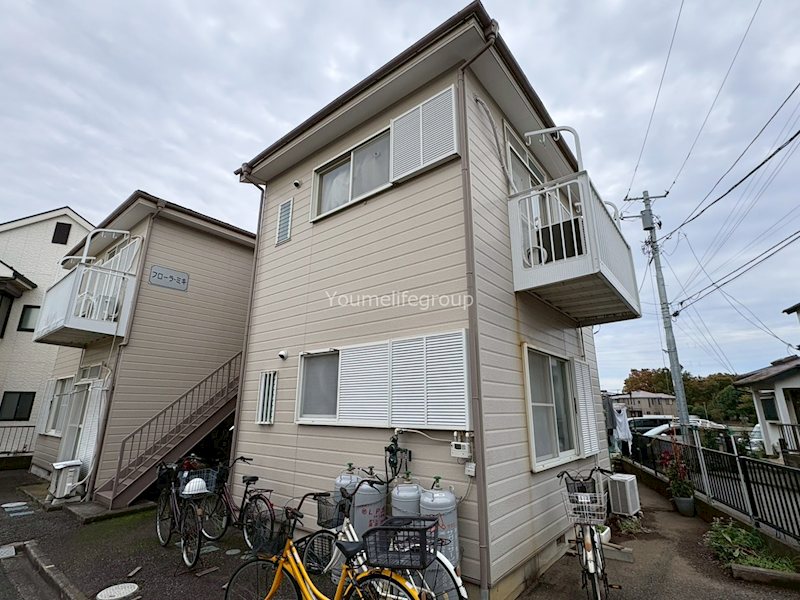 フローラ・ミキ 202号室 外観