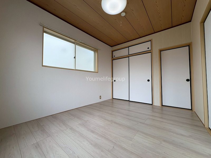 フローラ・ミキ ベッドルーム