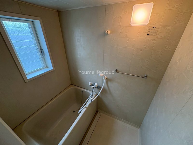 フローラ・ミキ 風呂画像