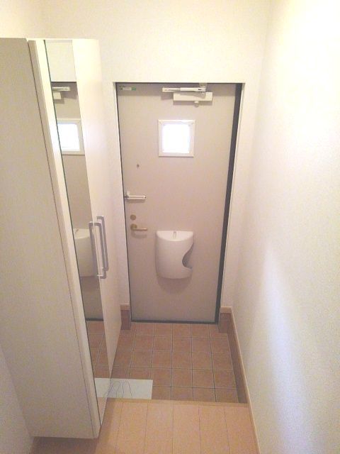 サニーヒルズ　サウスＢ 玄関