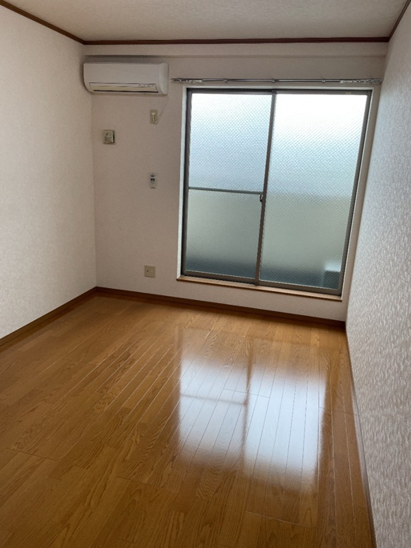 ガイア春日町 リビング