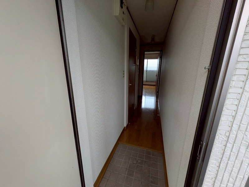 ガイア春日町 玄関