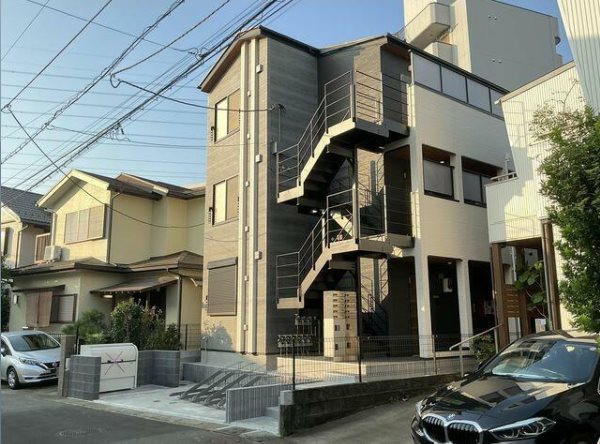 ＨＡＬＥ伊勢原 302号室 外観