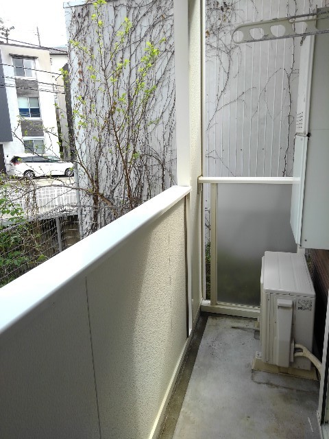 ウィステリア ベランダ