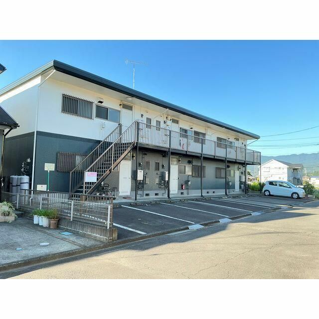 パレス西延沢（パレスニシノブサワ） 203号室 外観