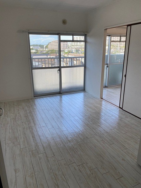 サンバレー飯島 リビング