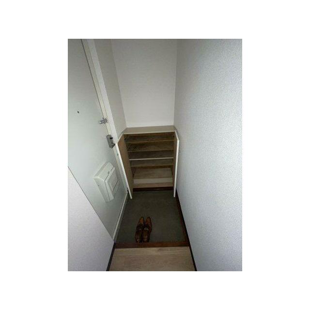 フローラⅡ 玄関