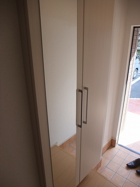 玄関 ジュウェル鎌倉壱番館 玄関