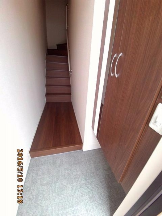 ロイヤルビュー 玄関